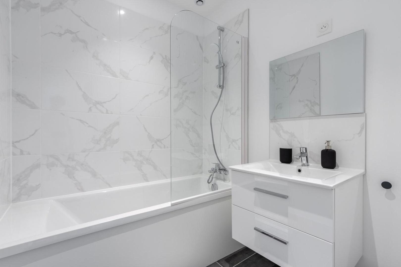Charming Through-Apartment Renovated And Equipped! มาร์ค-ออง-บาโรล์ ภายนอก รูปภาพ