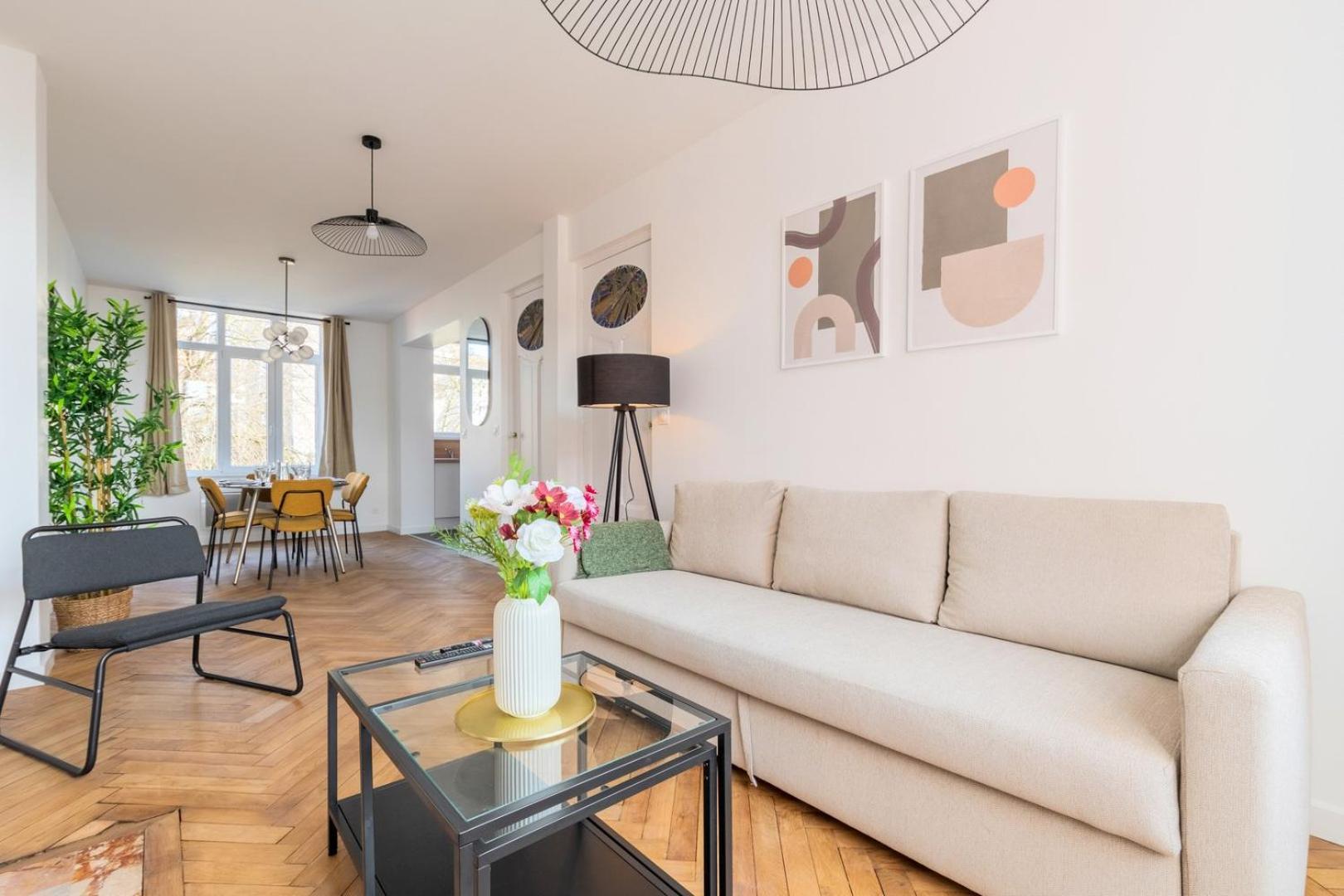 Charming Through-Apartment Renovated And Equipped! มาร์ค-ออง-บาโรล์ ภายนอก รูปภาพ